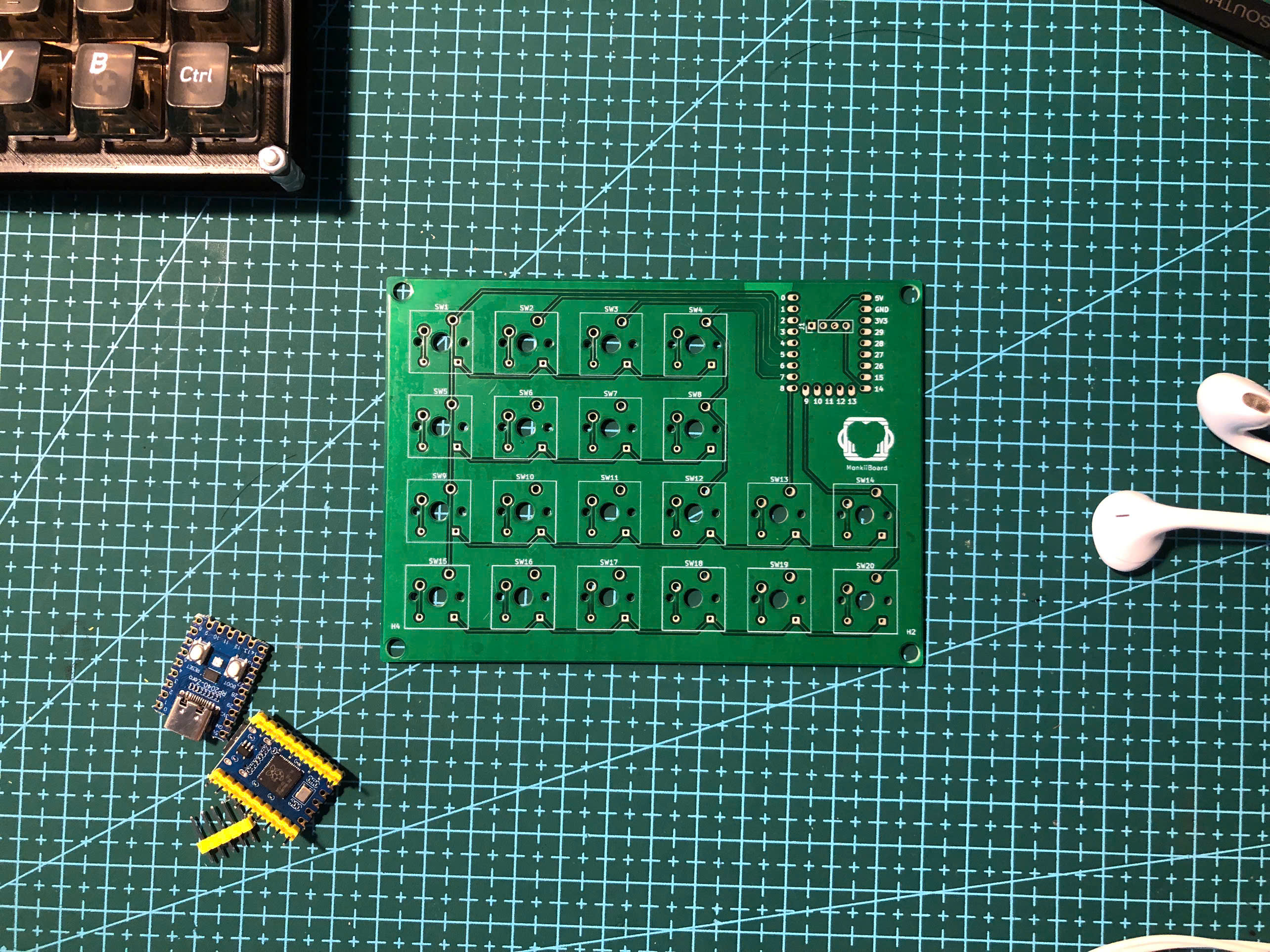 MonkiiPad20 PCB